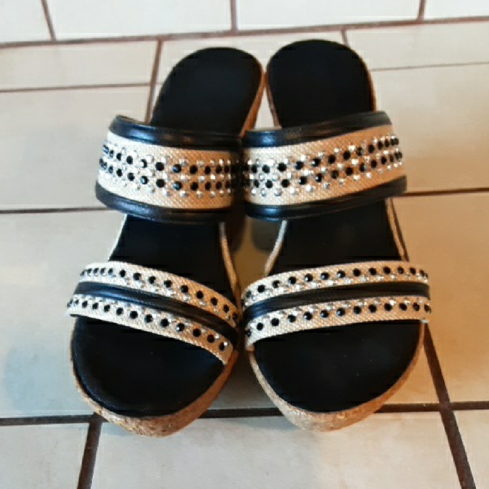 Stylish Black and Tan Women's Sandals
